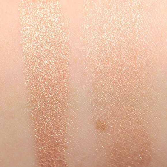 2/$15 Wet n Wild Megaglo Highlighting Powder in Precious Petals - Picture 9 of 11